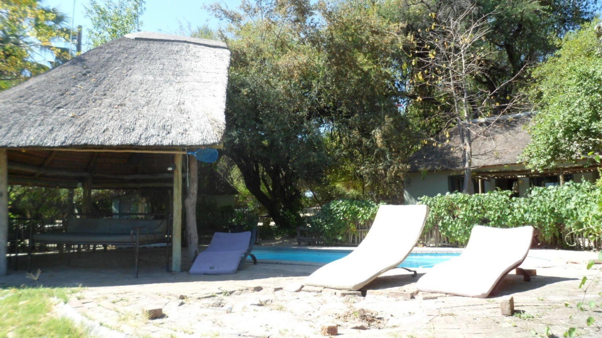 Okavango River Lodge Maun Ngoại thất bức ảnh